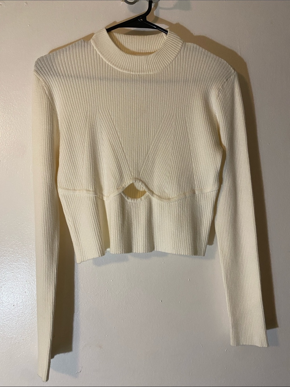 Cream Ribbed Cutout Long-Sleeve Peek a Boo Crop Top Soft Stretch Large